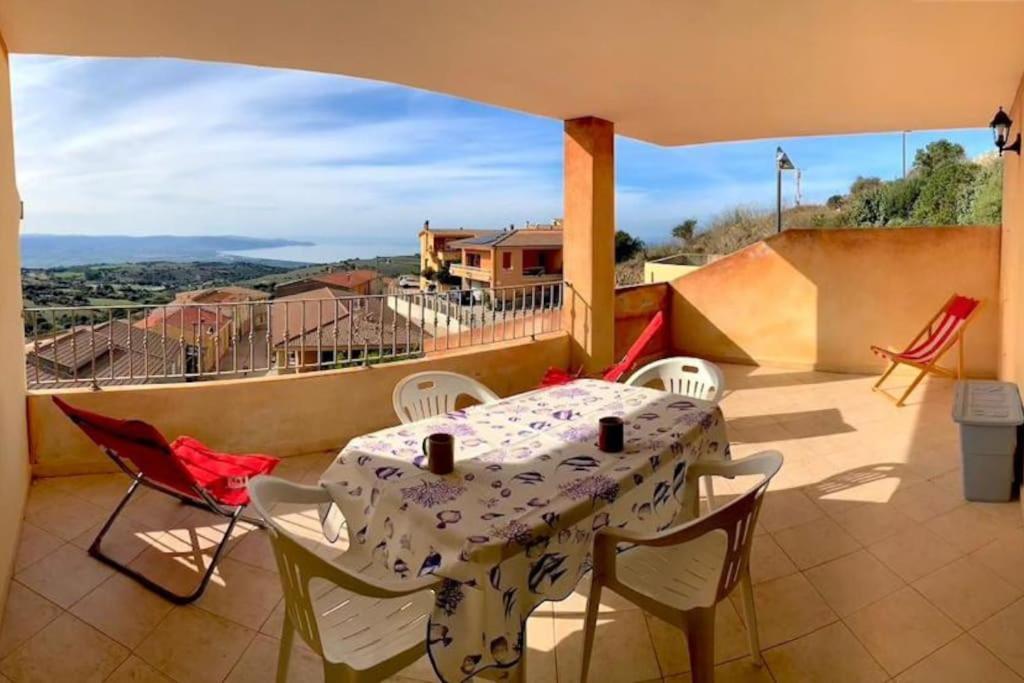 Casa Smeralda - Piscina E Vista Sul Mare! Trinità dʼAgultu Εξωτερικό φωτογραφία
