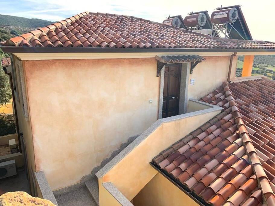 Casa Smeralda - Piscina E Vista Sul Mare! Trinità dʼAgultu Εξωτερικό φωτογραφία